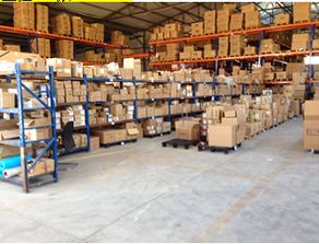 專業(yè)倉儲服務(wù)合作，助力您的物流需求